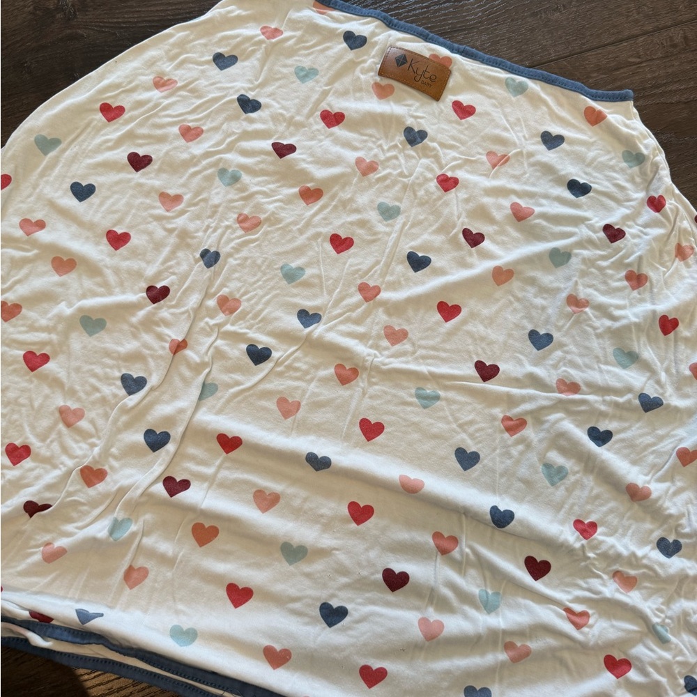 Kyte BABY White Multi-color Heart Car Seat Cover (Canopy)